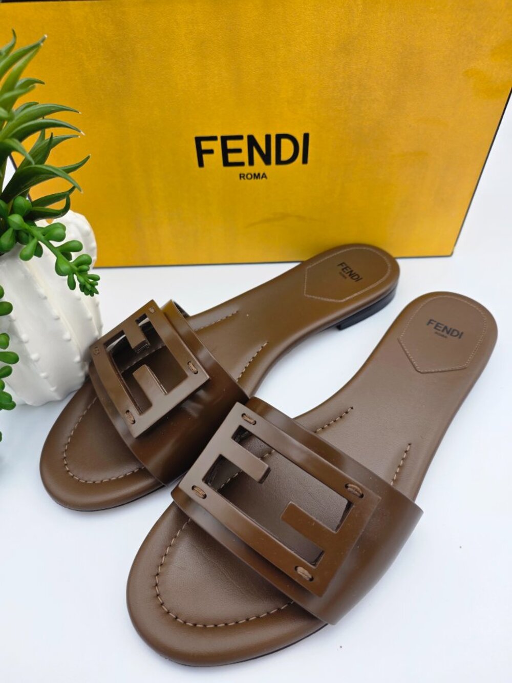 Fendi Sandal - Size 40 - Picture 3 of 7